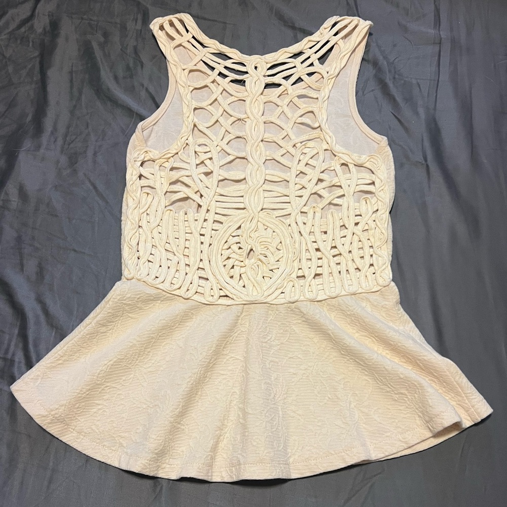 🎈🦋HP!!🦋 Free People | Caged Back Peplum Top - Picture 2 of 10